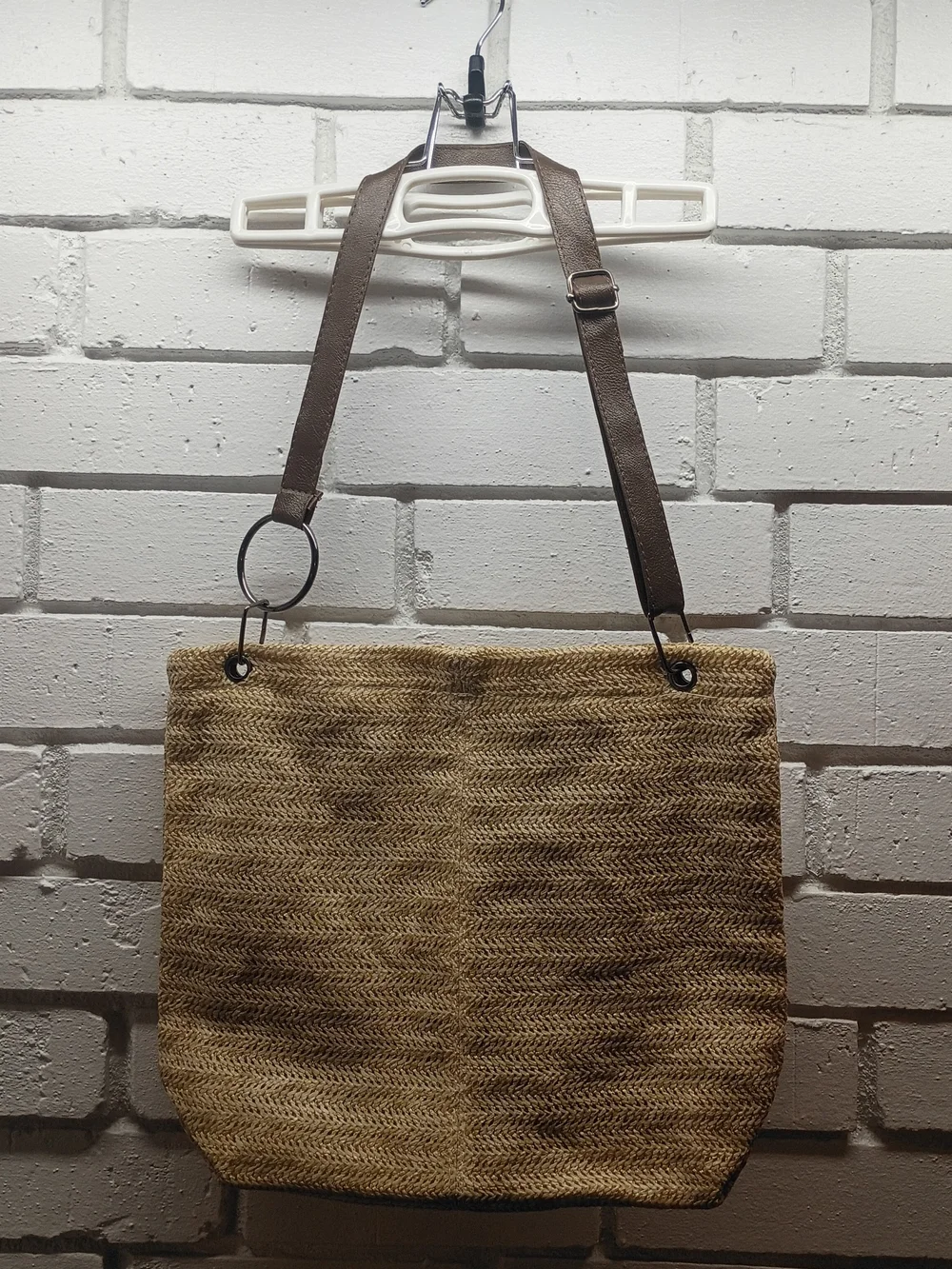 Woven Straw Tote Bag with Brown Adjustable Strap Magnetic Close